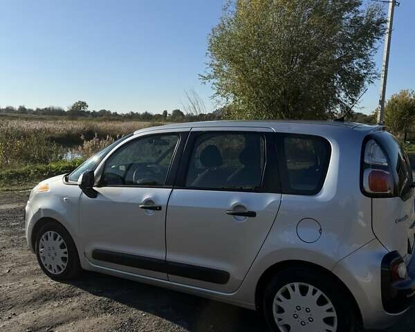 Сітроен С3 Пікассо 2012 у Житомирі на Automoto.ua Сірий Сітроен С3 Пікассо, об'ємом двигуна 1.6 л та пробігом 280 тис. км за 5000 $, фото 2 на Automoto.ua
