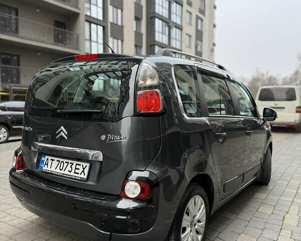 Серый Ситроен С3 Пикассо, объемом двигателя 1.6 л и пробегом 101 тыс. км за 6600 $, фото 2 на Automoto.ua
