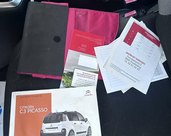 Серый Ситроен С3 Пикассо, объемом двигателя 1.56 л и пробегом 161 тыс. км за 7900 $, фото 31 на Automoto.ua