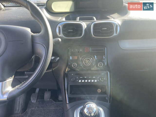 Ситроен С3 Пикассо 2016 в Умани на Automoto.ua Серый Ситроен С3 Пикассо, объемом двигателя 1.6 л и пробегом 120 тыс. км за 8500 $, фото 4 на Automoto.ua
