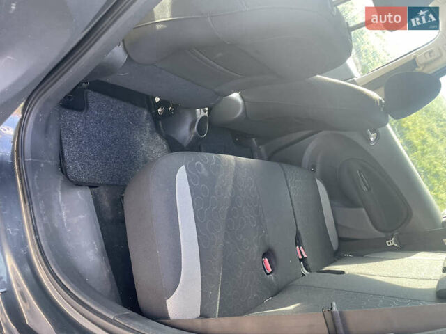 Ситроен С3 Пикассо 2016 в Умани на Automoto.ua Серый Ситроен С3 Пикассо, объемом двигателя 1.6 л и пробегом 120 тыс. км за 8500 $, фото 6 на Automoto.ua