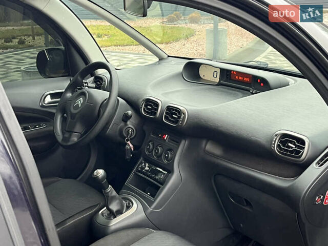 Синий Ситроен С3 Пикассо, объемом двигателя 1.4 л и пробегом 161 тыс. км за 5900 $, фото 5 на Automoto.ua