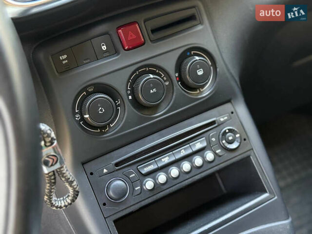 Синий Ситроен С3 Пикассо, объемом двигателя 1.56 л и пробегом 227 тыс. км за 6900 $, фото 18 на Automoto.ua