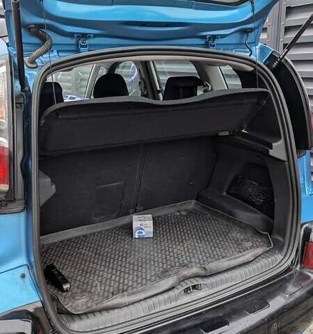 Синий Ситроен С3 Пикассо, объемом двигателя 1.56 л и пробегом 121 тыс. км за 8800 $, фото 7 на Automoto.ua