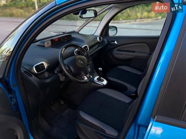 Синий Ситроен С3 Пикассо, объемом двигателя 1.56 л и пробегом 132 тыс. км за 7790 $, фото 11 на Automoto.ua