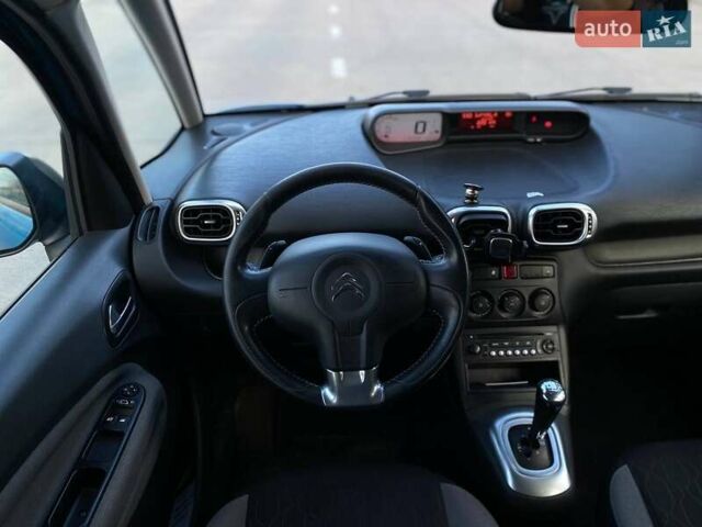 Синий Ситроен С3 Пикассо, объемом двигателя 1.56 л и пробегом 132 тыс. км за 7790 $, фото 21 на Automoto.ua