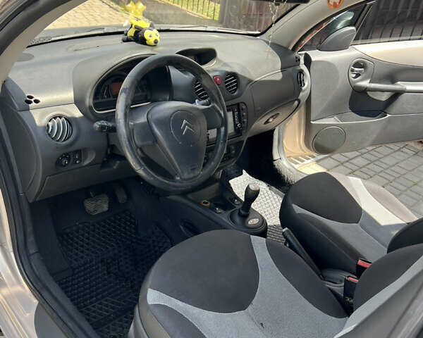 Серый Ситроен С3 Плюриель, объемом двигателя 1.6 л и пробегом 208 тыс. км за 4600 $, фото 13 на Automoto.ua
