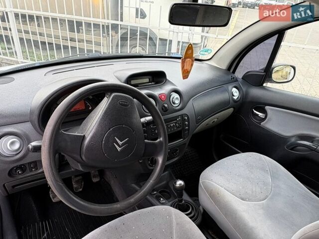 Белый Ситроен С3, объемом двигателя 1.4 л и пробегом 299 тыс. км за 3200 $, фото 8 на Automoto.ua