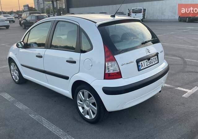 Белый Ситроен С3, объемом двигателя 1.4 л и пробегом 328 тыс. км за 4000 $, фото 10 на Automoto.ua