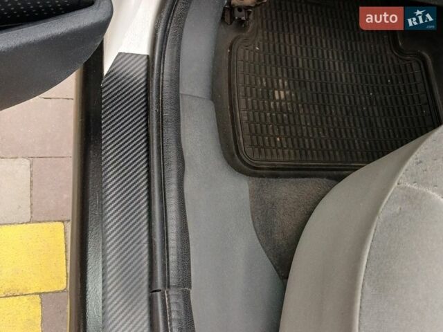 Білий Сітроен С3, об'ємом двигуна 1.4 л та пробігом 294 тис. км за 3250 $, фото 6 на Automoto.ua