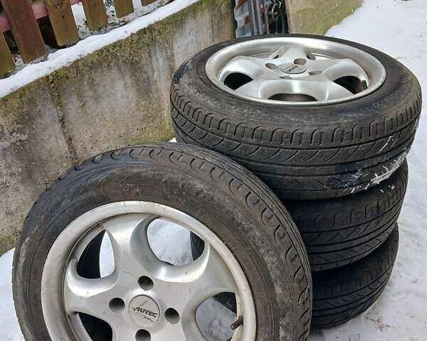 Белый Ситроен С3, объемом двигателя 1.4 л и пробегом 230 тыс. км за 3000 $, фото 11 на Automoto.ua