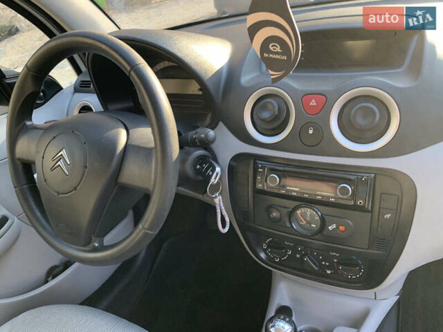 Белый Ситроен С3, объемом двигателя 1.36 л и пробегом 180 тыс. км за 3450 $, фото 9 на Automoto.ua