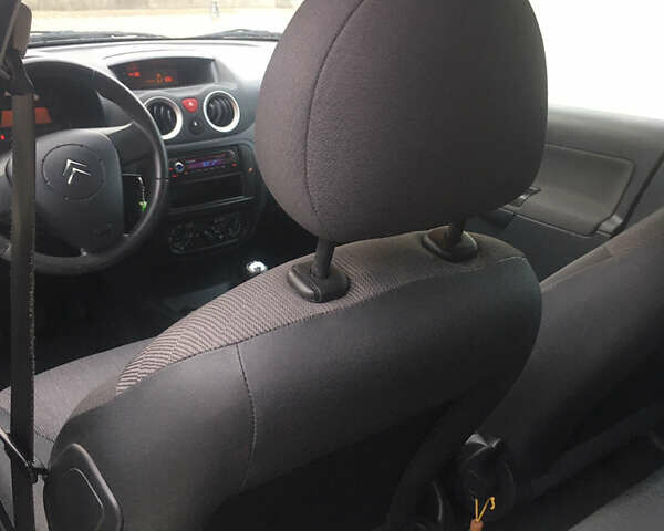 Белый Ситроен С3, объемом двигателя 1.1 л и пробегом 132 тыс. км за 4000 $, фото 13 на Automoto.ua