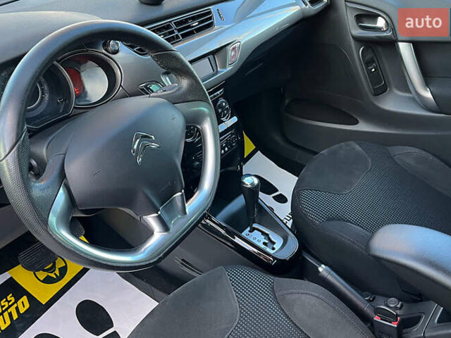 Белый Ситроен С3, объемом двигателя 1.6 л и пробегом 195 тыс. км за 6999 $, фото 6 на Automoto.ua