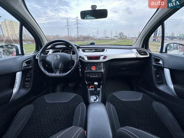 Белый Ситроен С3, объемом двигателя 1.6 л и пробегом 164 тыс. км за 5650 $, фото 6 на Automoto.ua