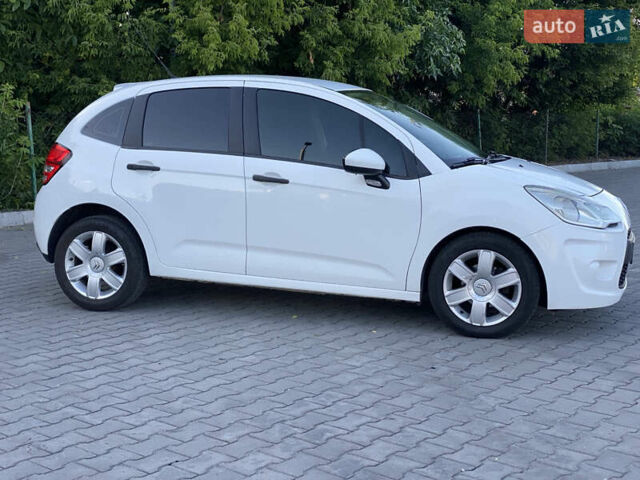 Білий Сітроен С3, об'ємом двигуна 1.4 л та пробігом 263 тис. км за 4900 $, фото 4 на Automoto.ua