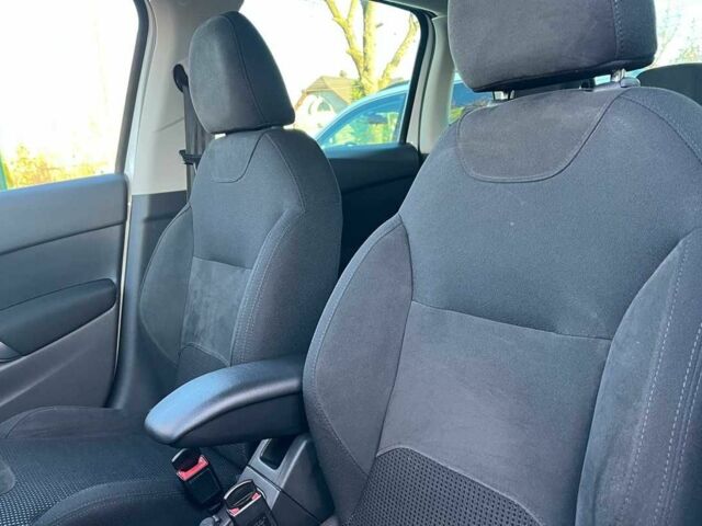 Білий Сітроен С3, об'ємом двигуна 1.6 л та пробігом 195 тис. км за 6999 $, фото 11 на Automoto.ua