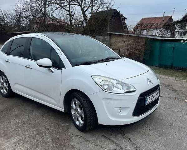 Белый Ситроен С3, объемом двигателя 1.6 л и пробегом 162 тыс. км за 5800 $, фото 9 на Automoto.ua