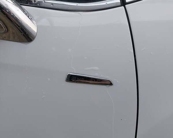 Белый Ситроен С3, объемом двигателя 1.6 л и пробегом 195 тыс. км за 6550 $, фото 30 на Automoto.ua