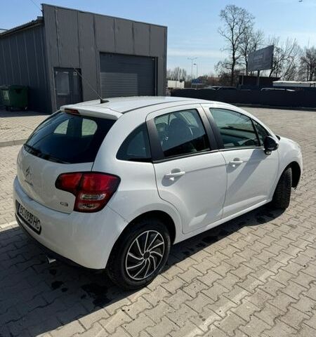 Белый Ситроен С3, объемом двигателя 1.4 л и пробегом 288 тыс. км за 4900 $, фото 2 на Automoto.ua