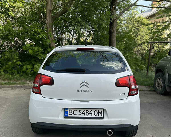 Білий Сітроен С3, об'ємом двигуна 1.4 л та пробігом 180 тис. км за 5500 $, фото 4 на Automoto.ua