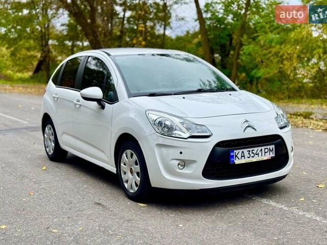 Ситроен С3 2011 в Чернигове на Automoto.ua Белый Ситроен С3, объемом двигателя 1.4 л и пробегом 117 тыс. км за 5999 $, фото 6 на Automoto.ua