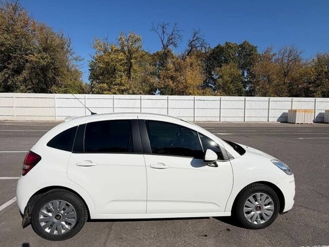 Білий Сітроен С3, об'ємом двигуна 1.4 л та пробігом 166 тис. км за 5700 $, фото 5 на Automoto.ua