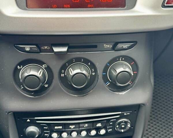 Ситроен С3 2011 в Чернигове на Automoto.ua Белый Ситроен С3, объемом двигателя 1.4 л и пробегом 117 тыс. км за 5999 $, фото 2 на Automoto.ua