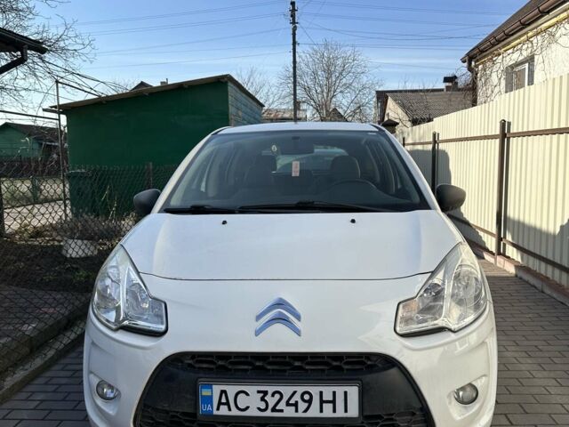 Білий Сітроен С3, об'ємом двигуна 1.4 л та пробігом 215 тис. км за 4500 $, фото 1 на Automoto.ua