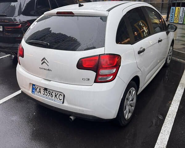 Белый Ситроен С3, объемом двигателя 1.56 л и пробегом 199 тыс. км за 5600 $, фото 6 на Automoto.ua