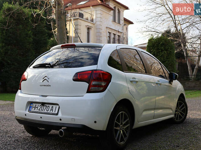 Белый Ситроен С3, объемом двигателя 1.6 л и пробегом 221 тыс. км за 5600 $, фото 10 на Automoto.ua