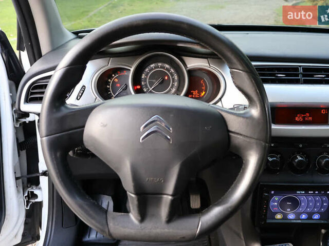 Белый Ситроен С3, объемом двигателя 1.6 л и пробегом 221 тыс. км за 5600 $, фото 16 на Automoto.ua