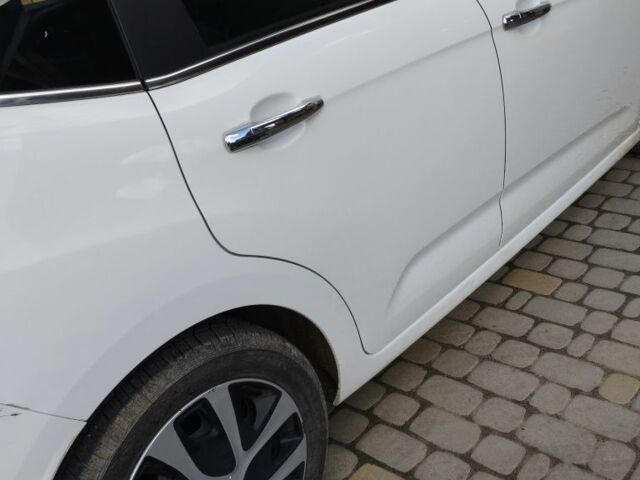 Білий Сітроен С3, об'ємом двигуна 0 л та пробігом 290 тис. км за 6800 $, фото 2 на Automoto.ua