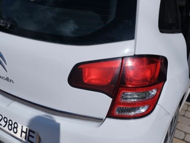 Білий Сітроен С3, об'ємом двигуна 0 л та пробігом 290 тис. км за 6800 $, фото 3 на Automoto.ua