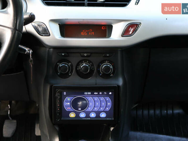 Белый Ситроен С3, объемом двигателя 1.6 л и пробегом 221 тыс. км за 5600 $, фото 22 на Automoto.ua