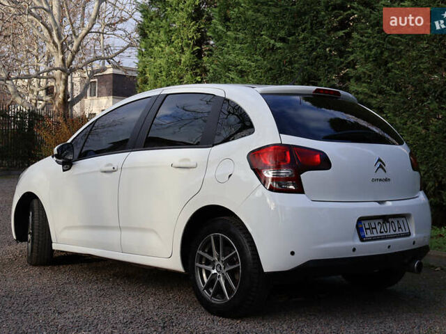 Белый Ситроен С3, объемом двигателя 1.6 л и пробегом 221 тыс. км за 5600 $, фото 9 на Automoto.ua