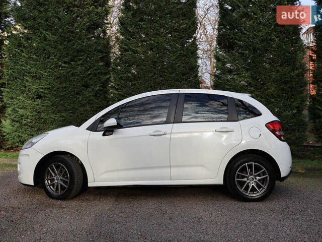 Белый Ситроен С3, объемом двигателя 1.6 л и пробегом 221 тыс. км за 5600 $, фото 7 на Automoto.ua