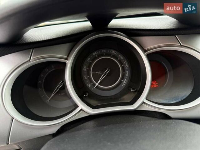 Белый Ситроен С3, объемом двигателя 1.4 л и пробегом 145 тыс. км за 6950 $, фото 9 на Automoto.ua