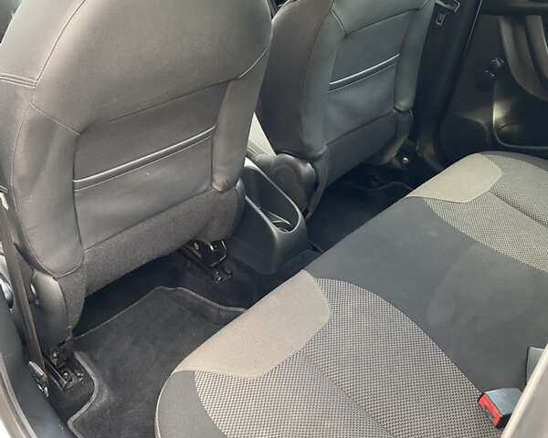 Белый Ситроен С3, объемом двигателя 1 л и пробегом 122 тыс. км за 5000 $, фото 22 на Automoto.ua