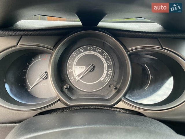 Белый Ситроен С3, объемом двигателя 1 л и пробегом 122 тыс. км за 5000 $, фото 16 на Automoto.ua