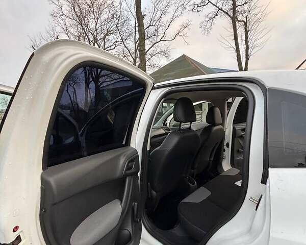 Білий Сітроен С3, об'ємом двигуна 1.2 л та пробігом 79 тис. км за 5500 $, фото 17 на Automoto.ua