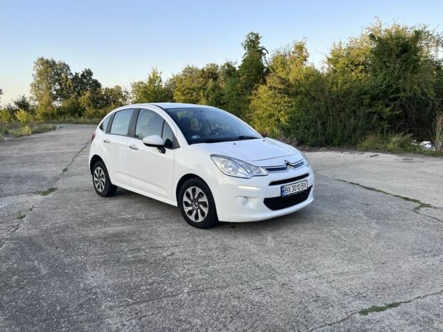 Белый Ситроен С3, объемом двигателя 1.4 л и пробегом 257 тыс. км за 5800 $, фото 3 на Automoto.ua