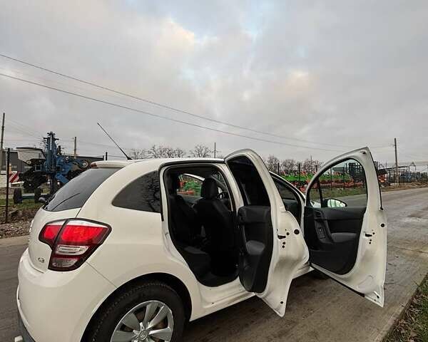 Білий Сітроен С3, об'ємом двигуна 1.2 л та пробігом 79 тис. км за 5500 $, фото 21 на Automoto.ua