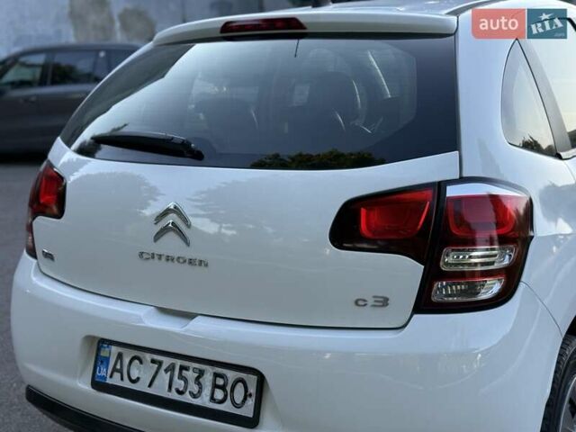 Белый Ситроен С3, объемом двигателя 1.4 л и пробегом 297 тыс. км за 6399 $, фото 32 на Automoto.ua