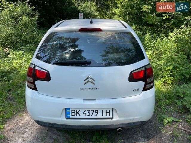 Белый Ситроен С3, объемом двигателя 1.56 л и пробегом 195 тыс. км за 6477 $, фото 4 на Automoto.ua
