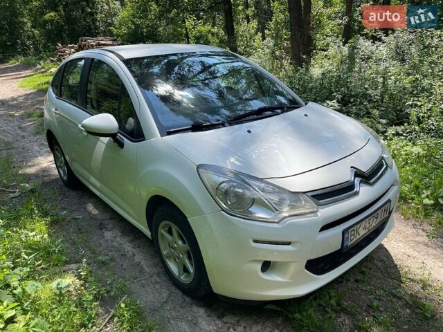 Белый Ситроен С3, объемом двигателя 1.56 л и пробегом 195 тыс. км за 6477 $, фото 8 на Automoto.ua