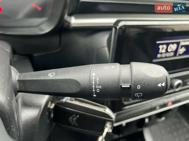 Белый Ситроен С3, объемом двигателя 1.2 л и пробегом 68 тыс. км за 9500 $, фото 45 на Automoto.ua