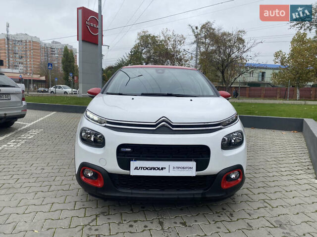 Белый Ситроен С3, объемом двигателя 1.2 л и пробегом 53 тыс. км за 12000 $, фото 3 на Automoto.ua
