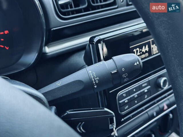 Білий Сітроен С3, об'ємом двигуна 1.2 л та пробігом 139 тис. км за 8399 $, фото 42 на Automoto.ua