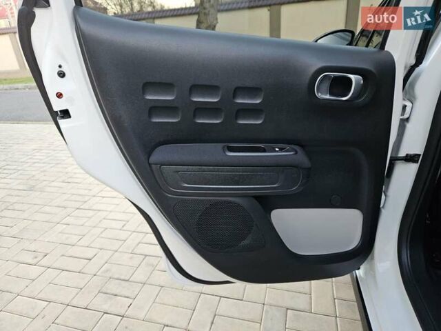 Білий Сітроен С3, об'ємом двигуна 1.2 л та пробігом 74 тис. км за 12500 $, фото 52 на Automoto.ua